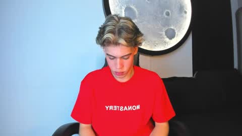 lucian_greyy online show from 11/10/25, 05:06