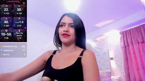 Luciana Portec online show from 01/07/25, 08:21