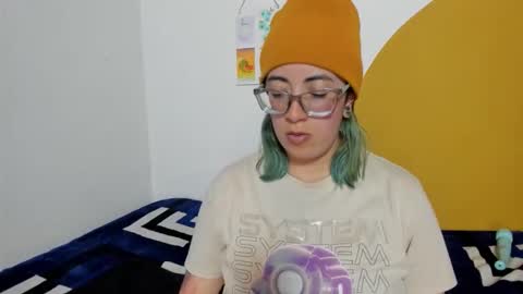 Dani 3 online show from 11/20/25, 12:00