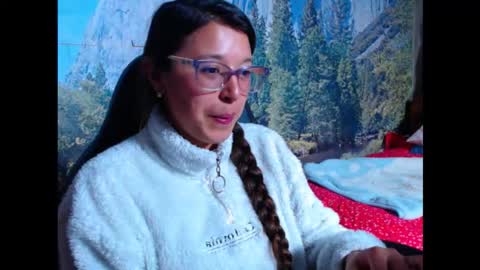 Snapshot of lucianahalen chatting on 09/29/25, 02:06 Lucy online show from 09/29/25, 02:06