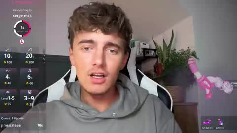 Snapshot of luciancrowe chatting on 09/11/25, 09:37 Lucian online show from 09/11/25, 09:37
