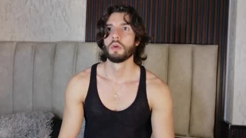 Luciano online show from 09/20/25, 08:43