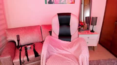     online show from 09/26/25, 11:53