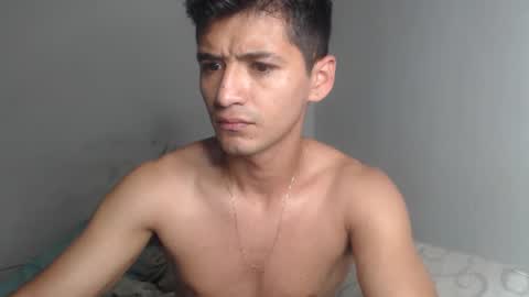 Snapshot of lucifferr_ chatting on 01/22/25, 12:38 leonel online show from 01/22/25, 12:38