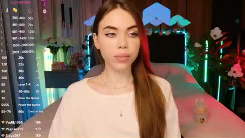 MimiFors online show from 11/19/25, 05:24