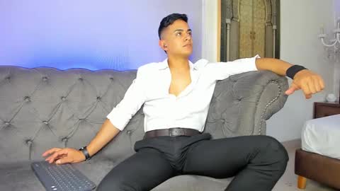 Snapshot of lucii_fer_ chatting on 01/09/25, 05:11 Leo online show from 01/09/25, 05:11