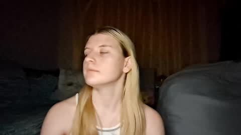 Monika online show from 10/12/25, 08:08