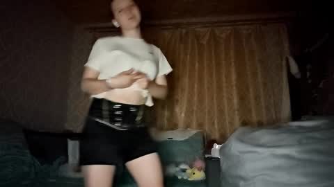 Monika online show from 10/21/25, 10:21