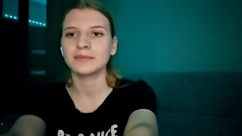 Monika online show from 11/23/25, 03:17