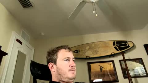 Snapshot of luckboy698 chatting on 12/10/24, 05:11 luckboy698 online show from 12/10/24, 05:11