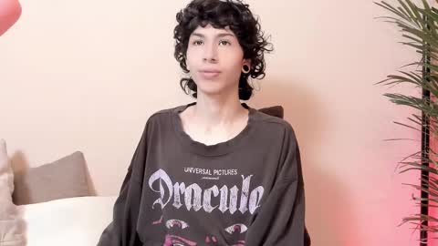 Noor online show from 02/19/25, 01:40