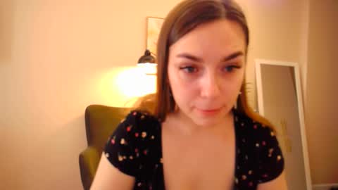 lucky_foryou_baby online show from 01/21/25, 07:47