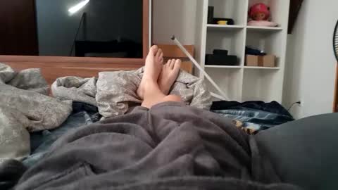 Snapshot of luckyshot91 chatting on 10/29/25, 06:59 luckyshot91 online show from 10/29/25, 06:59