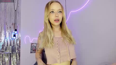 Lucy online show from 11/20/25, 01:55