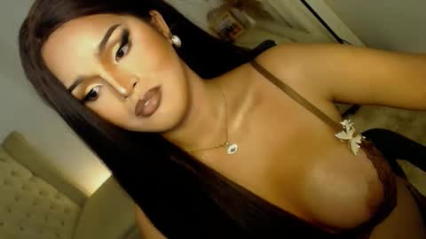 Snapshot of lucy_heartfiliaxxx chatting on 03/08/25, 11:37 MONA online show from 03/08/25, 11:37