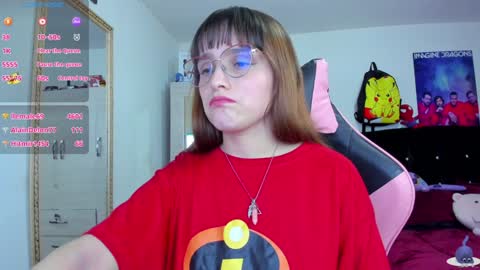 Snapshot of lucy_hess_ chatting on 12/27/24, 10:48 Lucy online show from 12/27/24, 10:48