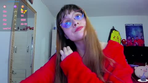 Snapshot of lucy_hess_ chatting on 01/08/25, 01:53 Lucy online show from 01/08/25, 01:53