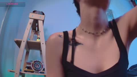 lucy online show from 02/23/25, 09:26