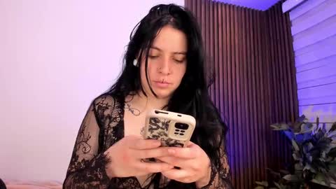 Snapshot of lucy_smith7 chatting on 01/23/25, 05:13 Sofia online show from 01/23/25, 05:13
