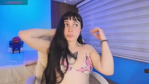 Sofia  online show from 10/13/25, 08:09