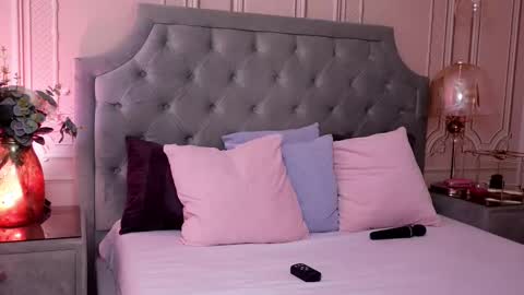 LucyAddison online show from 03/05/25, 07:05