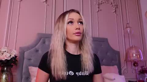 LucyAddison online show from 10/14/25, 02:34