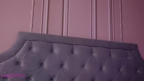 LucyAddison online show from 11/10/25, 03:49