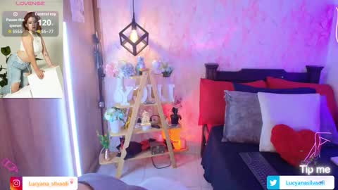 Lucyana Silva online show from 09/12/25, 12:16