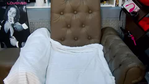 LucyBelli online show from 09/22/25, 01:40