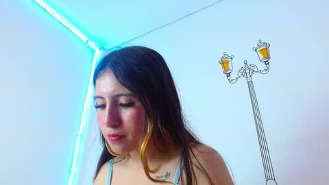 Snapshot of lucyy_start chatting on 01/09/25, 02:22 LUCY online show from 01/09/25, 02:22