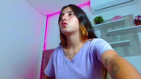 Snapshot of lucyy_start chatting on 02/06/25, 07:07 LUCY online show from 02/06/25, 07:07