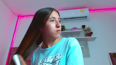 Snapshot of lucyy_start chatting on 03/11/25, 07:14 LUCY online show from 03/11/25, 07:14