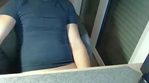 Snapshot of luigi25187 chatting on 11/30/25, 07:29 luigi25187 online show from 11/30/25, 07:29