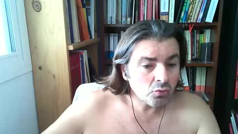 Snapshot of luigijohn chatting on 10/20/25, 08:48 LUIGIJOHN online show from 10/20/25, 08:48