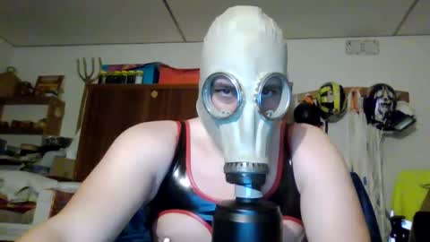 A slave to the mistress.. un esclavo para las amas dominantes. online show from 03/03/25, 09:05