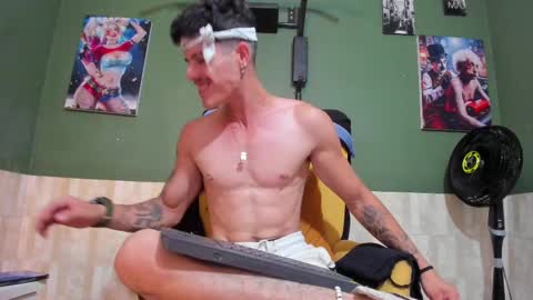 Snapshot of luis_as chatting on 03/08/25, 02:08 Luis AS online show from 03/08/25, 02:08