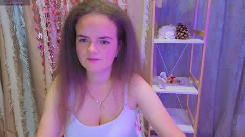 Snapshot of luisa_rosee chatting on 10/21/25, 07:03 Luisa Rosee online show from 10/21/25, 07:03