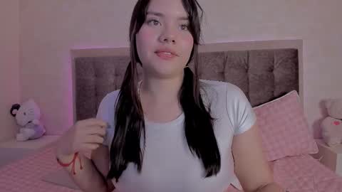 Luisa Giraldo online show from 11/15/25, 11:07