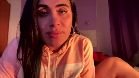 Snapshot of luisamonsterdick chatting on 12/31/24, 02:51 Luisa Monsters online show from 12/31/24, 02:51