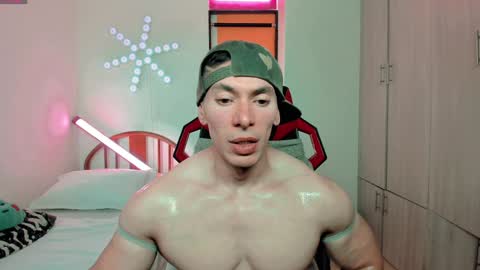 Snapshot of luisfernikesportboy chatting on 01/06/25, 05:16 Luis Fer PVT IS OPEN online show from 01/06/25, 05:16