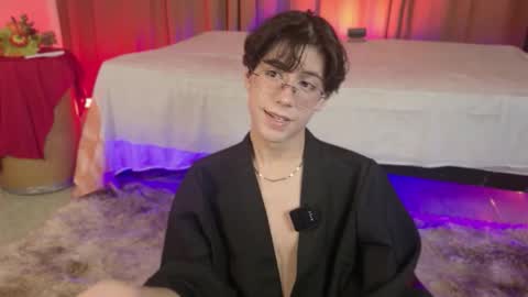 luixdust1 online show from 11/11/25, 06:02