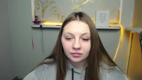 Snapshot of luizaheems_ chatting on 01/18/25, 10:39 Luiza online show from 01/18/25, 10:39