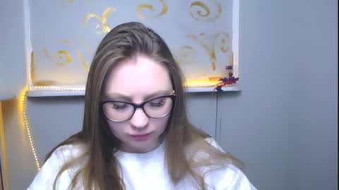 Snapshot of luizaheems_ chatting on 02/18/25, 09:10 Luiza online show from 02/18/25, 09:10