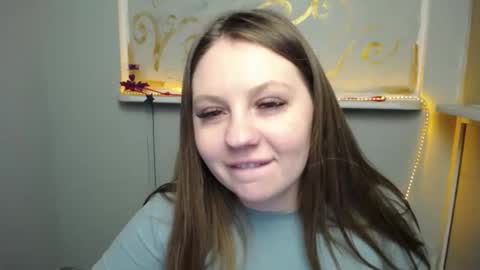 Snapshot of luizaheems_ chatting on 02/26/25, 10:47 Luiza online show from 02/26/25, 10:47