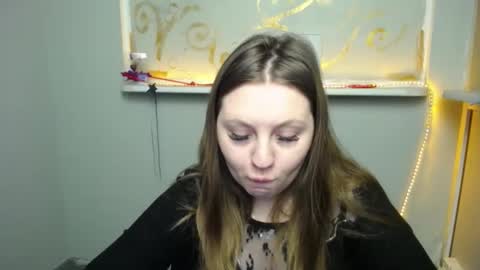 Snapshot of luizaheems_ chatting on 03/10/25, 10:37 Luiza online show from 03/10/25, 10:37