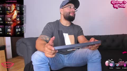 LUKE online show from 01/10/25, 02:02