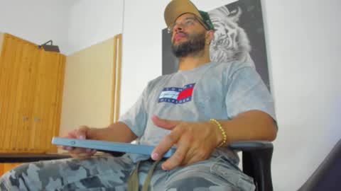 LUKE online show from 10/04/25, 11:41