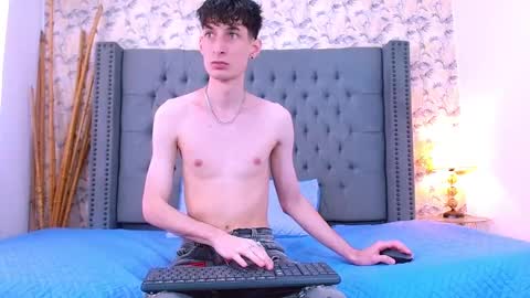 luke_carter online show from 11/11/25, 01:22