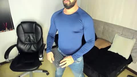 luke diaz7 online show from 10/18/25, 04:59