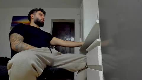 Luke online show from 10/07/25, 06:21